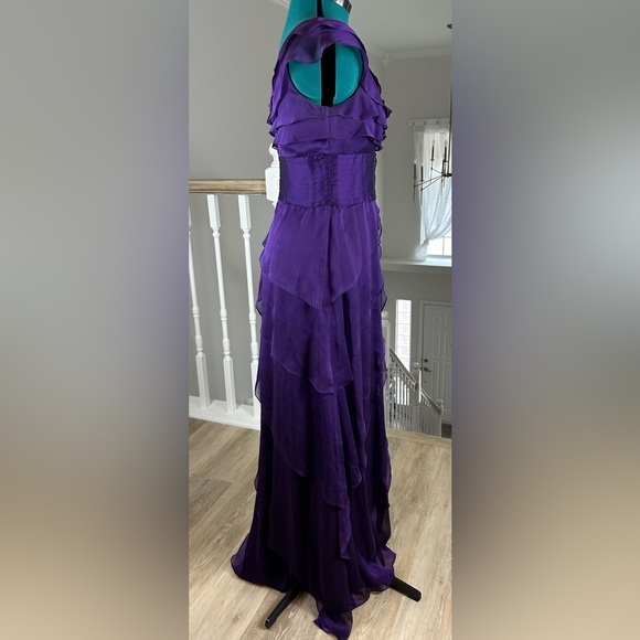 Adrianna Papell Occasions long gown in purple, size 8. - Picture 3 of 10